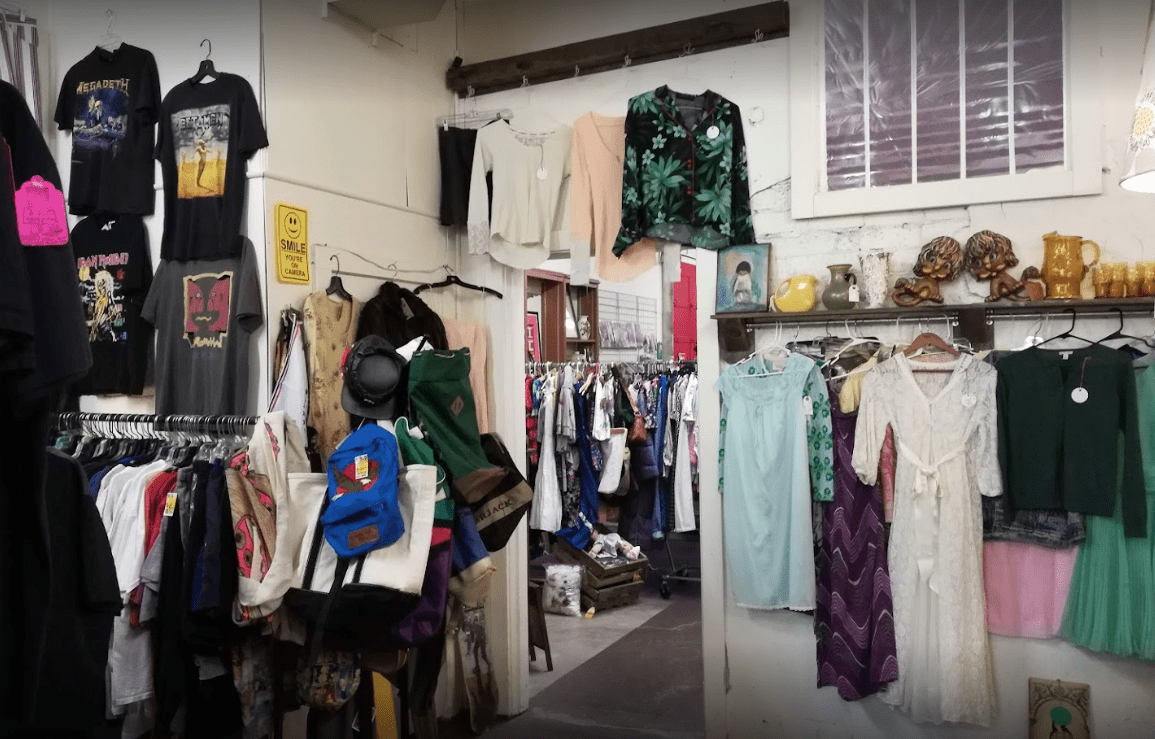 vintage clothing stores